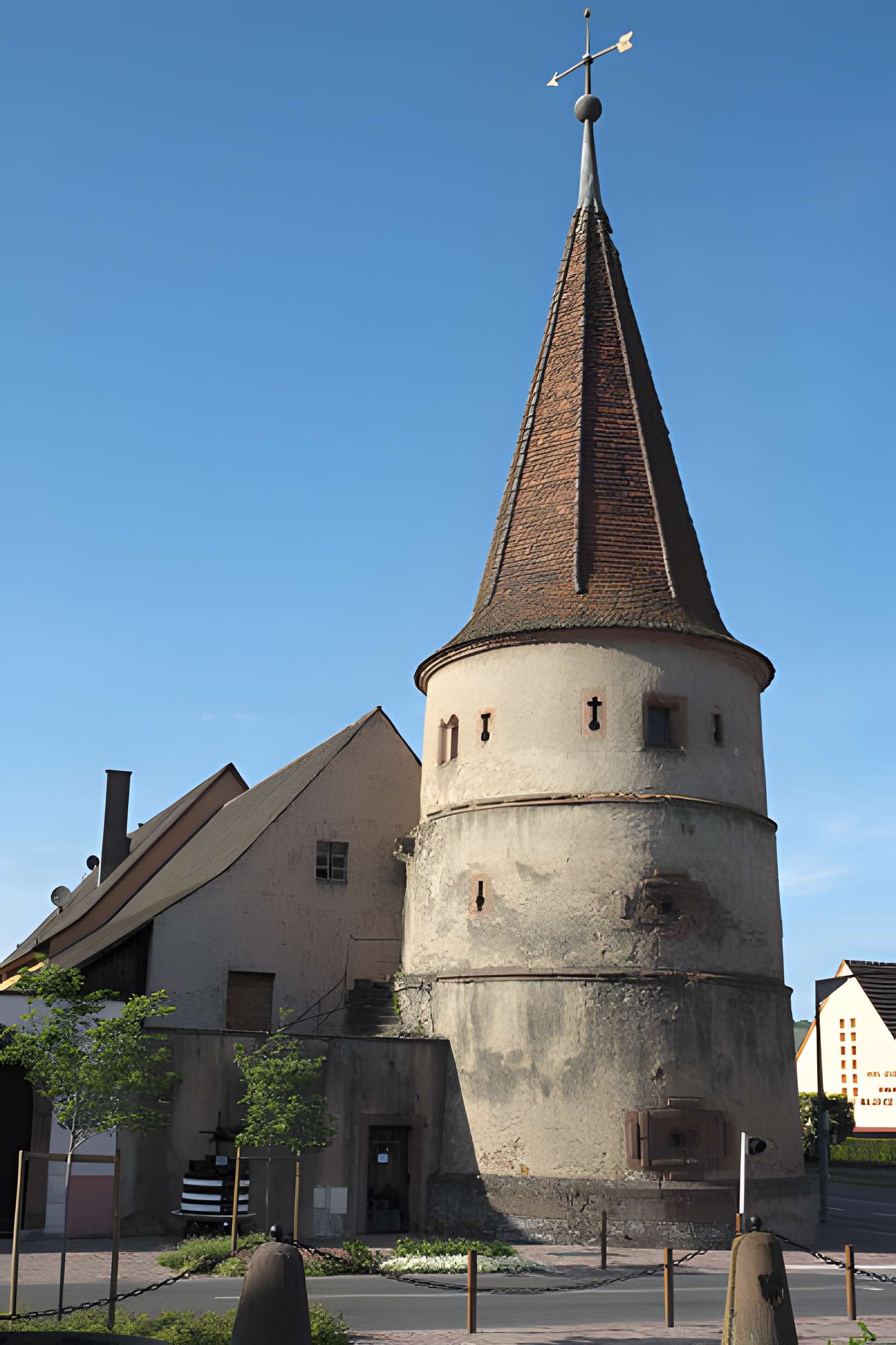 Ancienne enceinte fortifiée urbaine