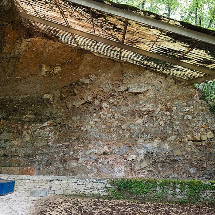 Photo de Gisement préhistorique de la Ferrassie à Savignac-de-Miremont