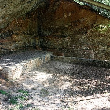 Gisement préhistorique de la Ferrassie à Savignac-de-Miremont