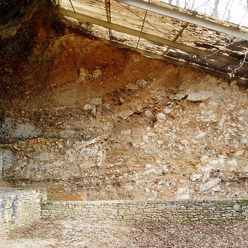 Gisement préhistorique de la Ferrassie à Savignac-de-Miremont