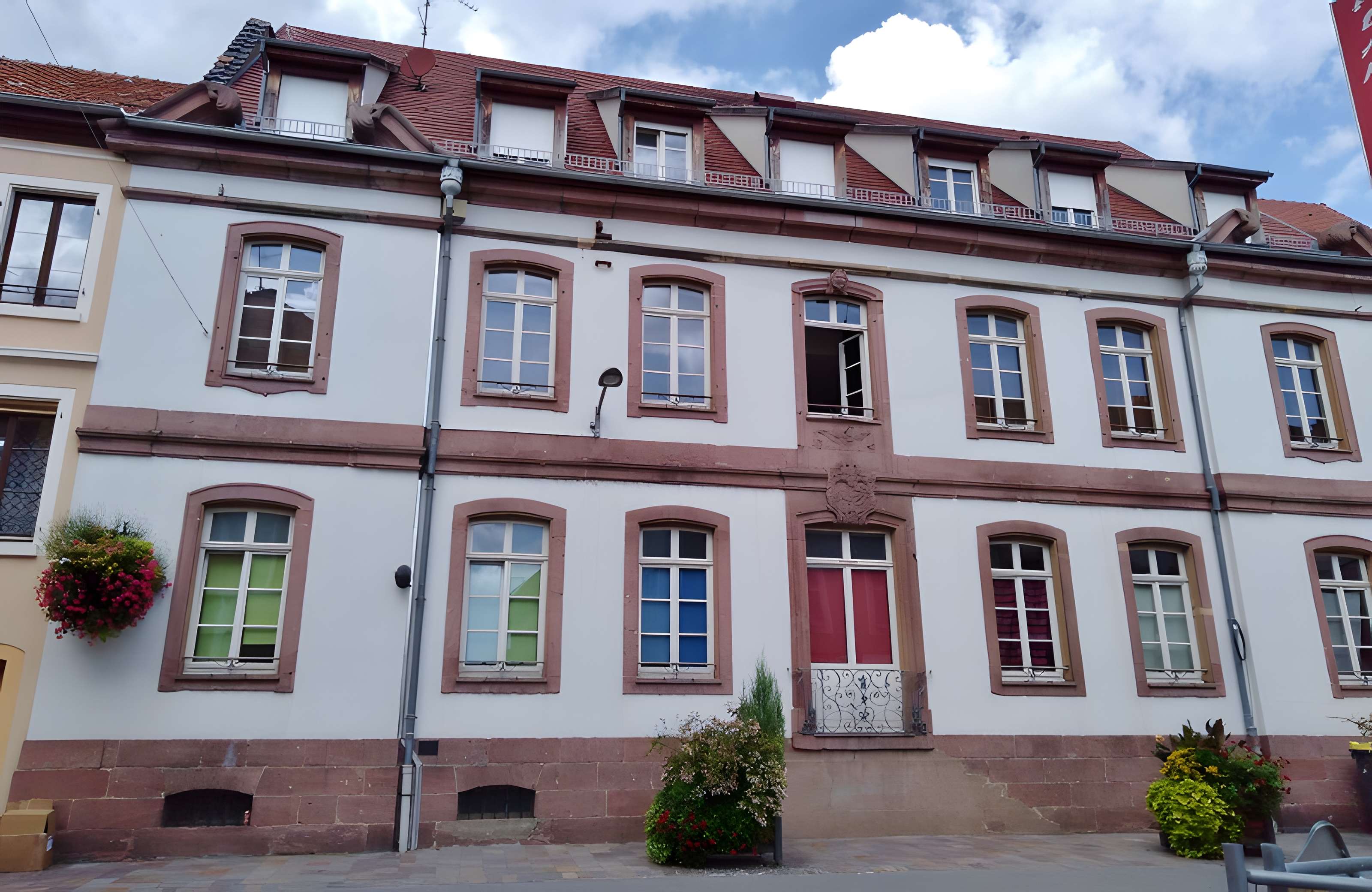 Ancien hôtel particulier daté de 1764