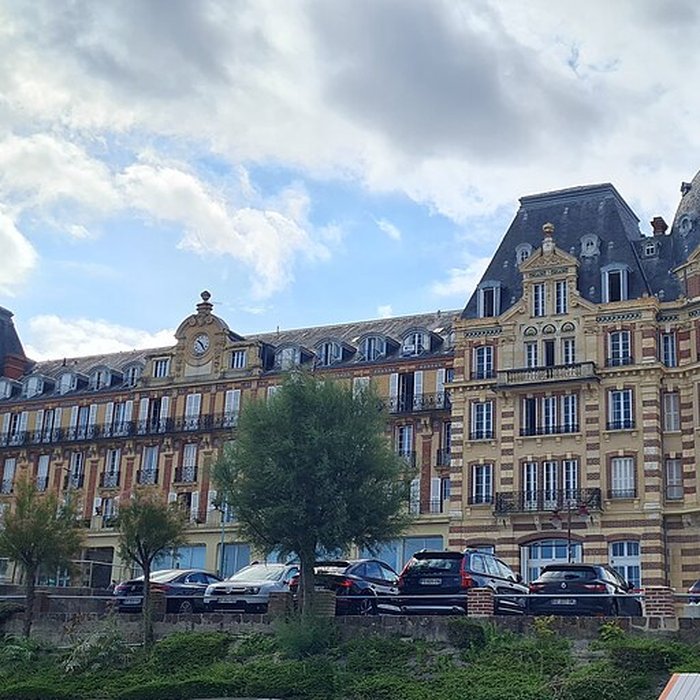 Photo de Grand Hôtel dHoulgate