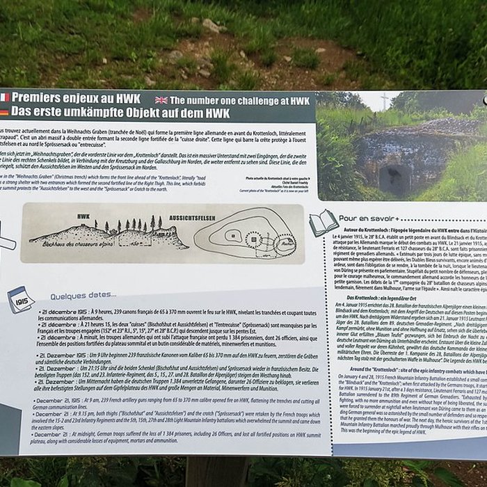 Photo de Champ de bataille de lHartmannswillerkopt dans la forêt communale également sur communes de Soultz-Haut-Rhin, Uffholtz, Wattwiller et Wuenheim