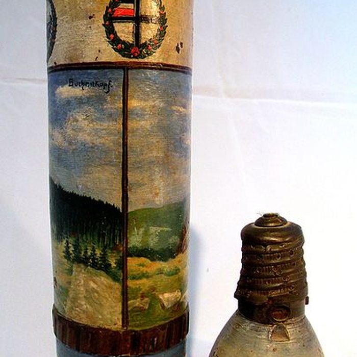 Photo de Champ de bataille de lHartmannswillerkopt dans la forêt communale également sur communes de Soultz-Haut-Rhin, Uffholtz, Wattwiller et Wuenheim