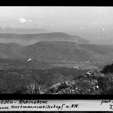 Champ de bataille de lHartmannswillerkopt dans la forêt communale également sur communes de Soultz-Haut-Rhin, Uffholtz, Wattwiller et Wuenheim