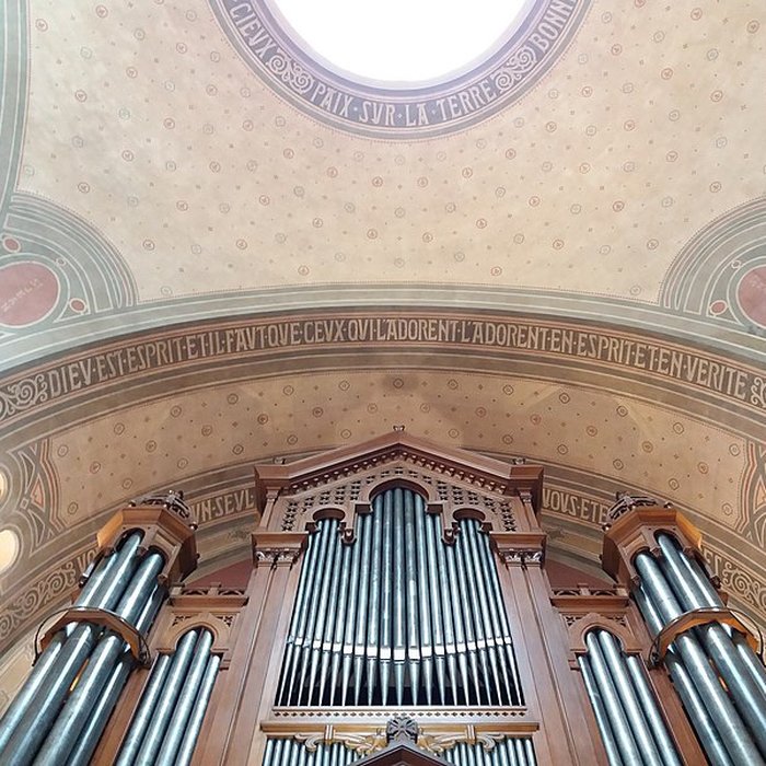 Photo de Grand Temple protestant