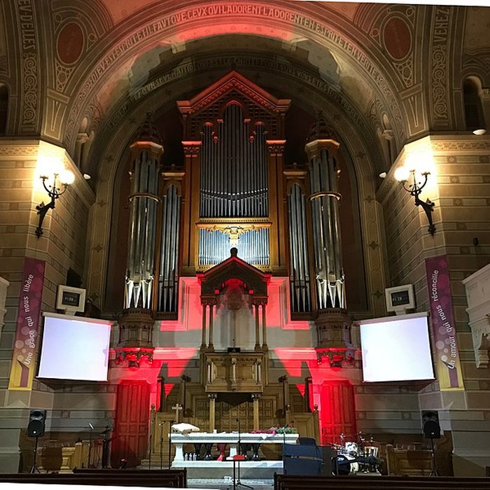 Photo de Grand Temple protestant