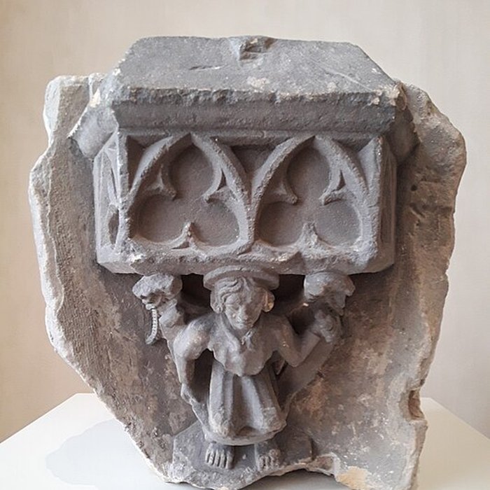 Photo de Ancienne préceptorerie des Antonins, actuellement Maison Saint-Michel