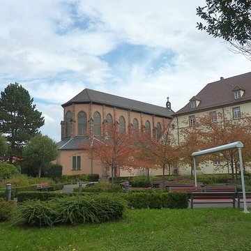 Ancienne préceptorerie des Antonins, actuellement Maison Saint-Michel