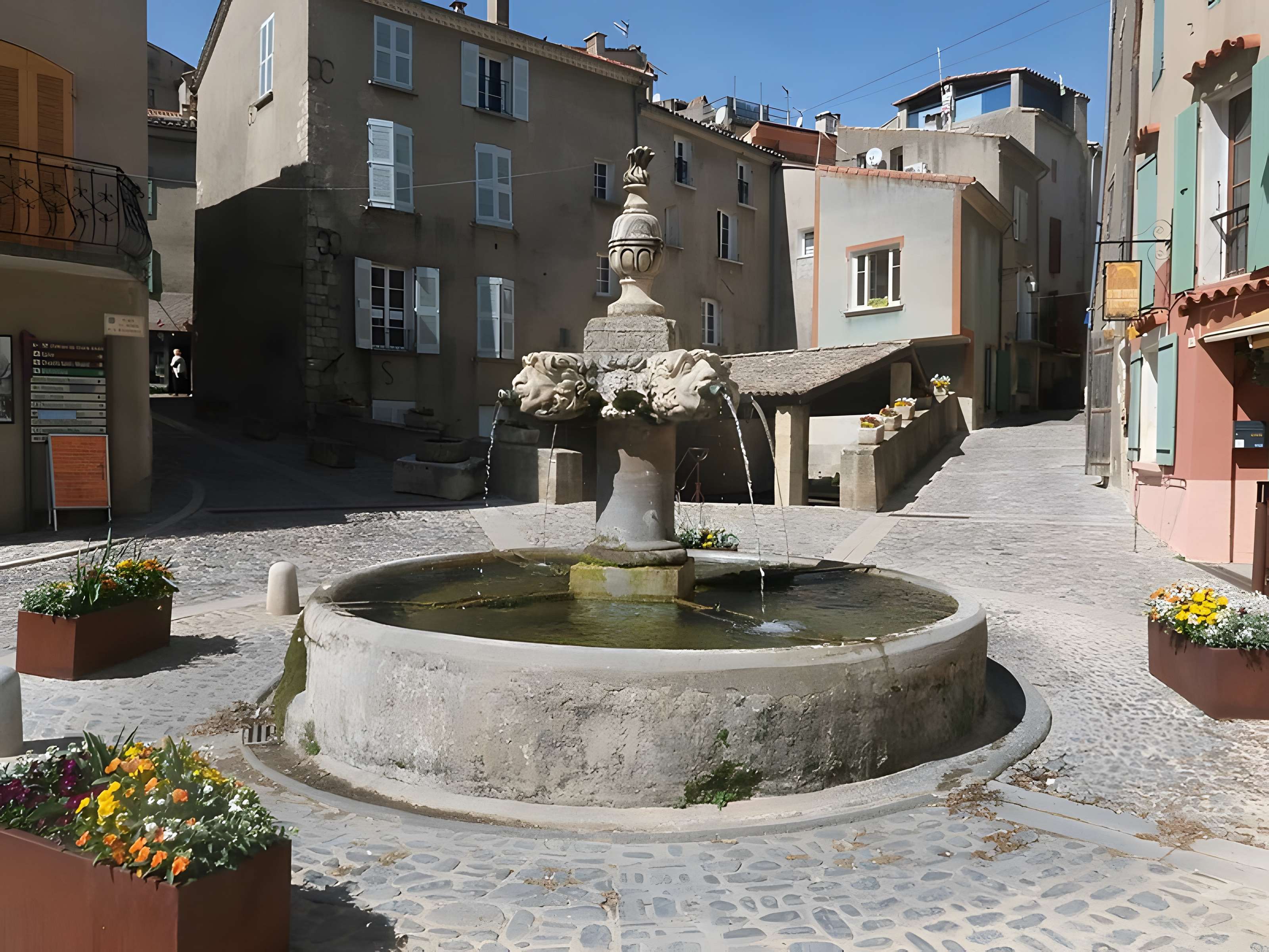 Grande Fontaine de Valensole