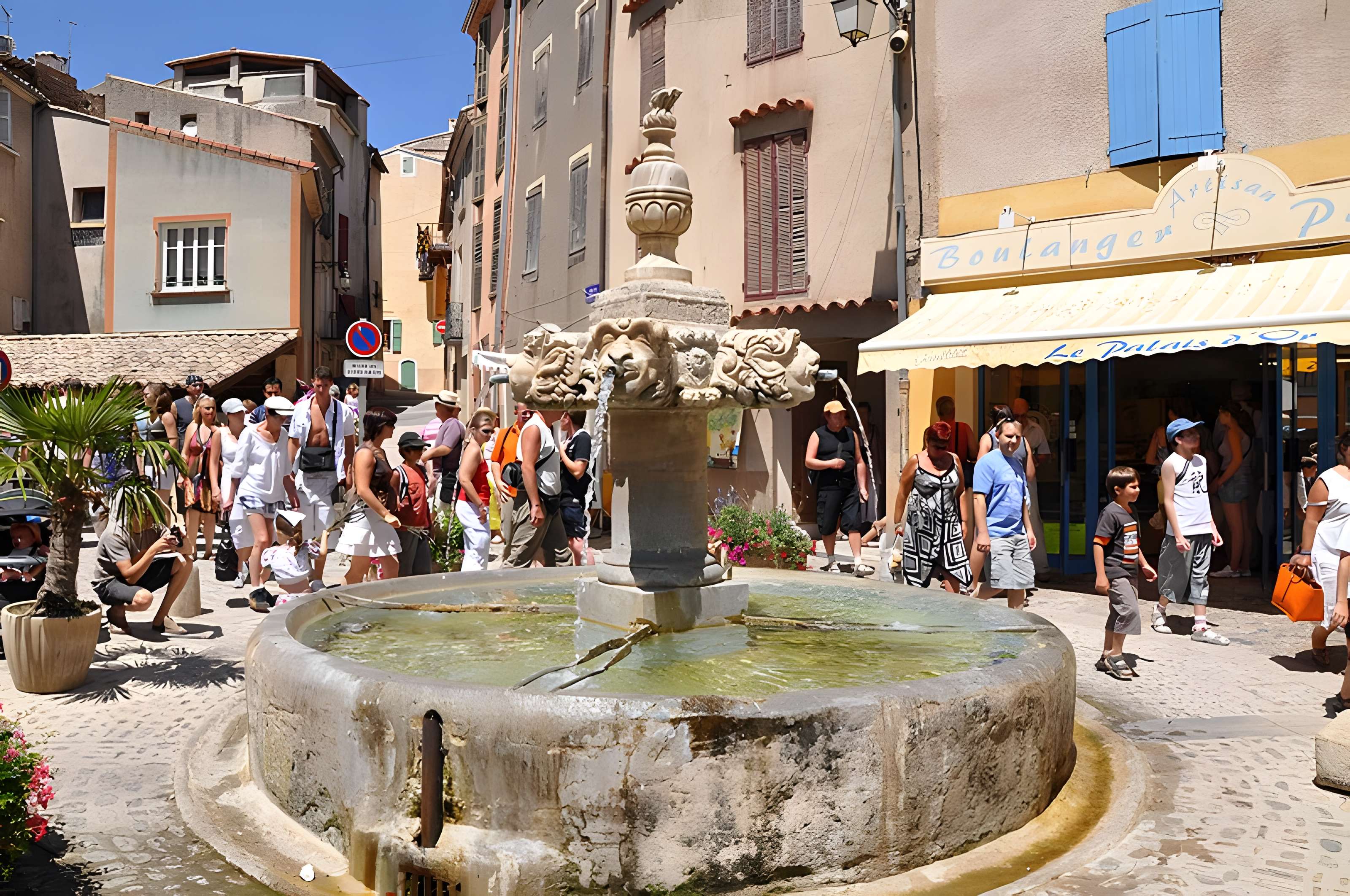Grande Fontaine de Valensole