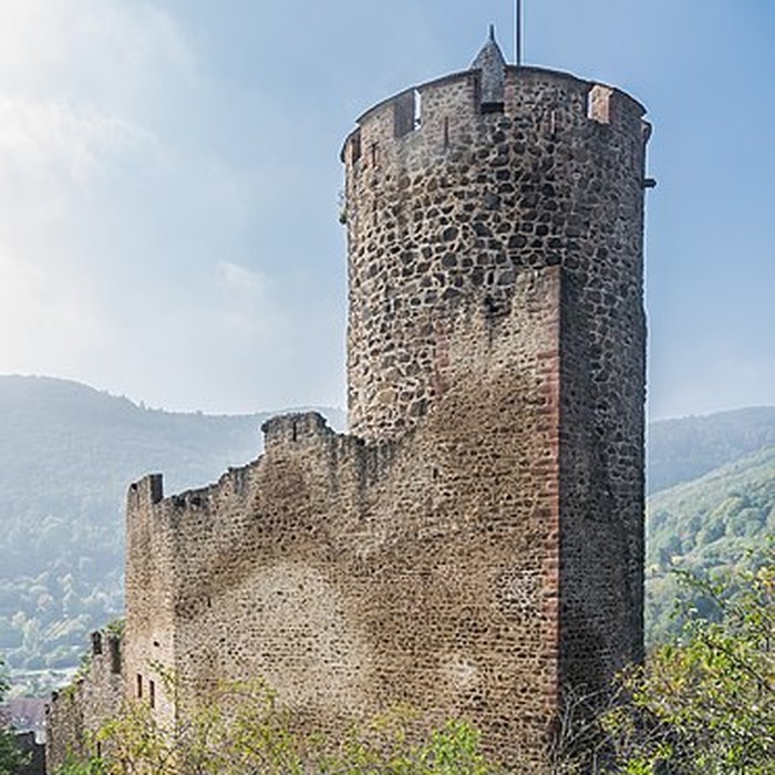 Photo de Château dit Schlossberg et enceinte