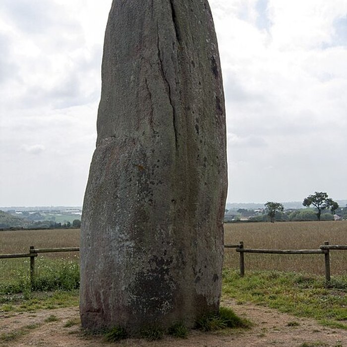 Photo de Grande Pierre Levée de Saint-Macaire-en-Mauges