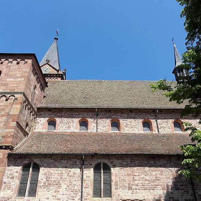 Photo de Eglise catholique Saint-Jean-Baptiste