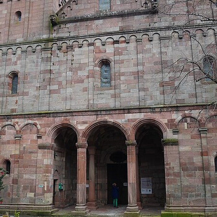 Photo de Eglise catholique Saint-Jean-Baptiste