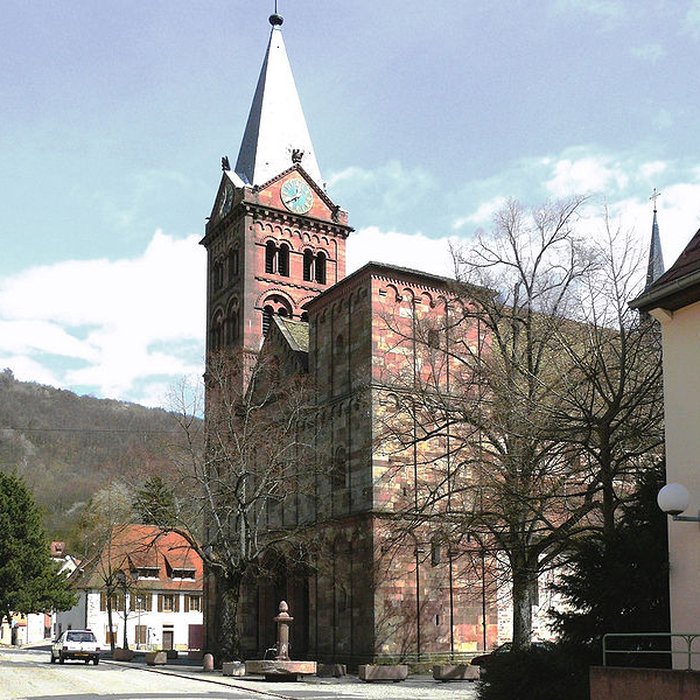 Photo de Eglise catholique Saint-Jean-Baptiste