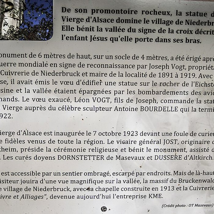 Photo de Statue monumentale de la Vierge à lEnfant dite Vierge dAlsace ou à lOffrande