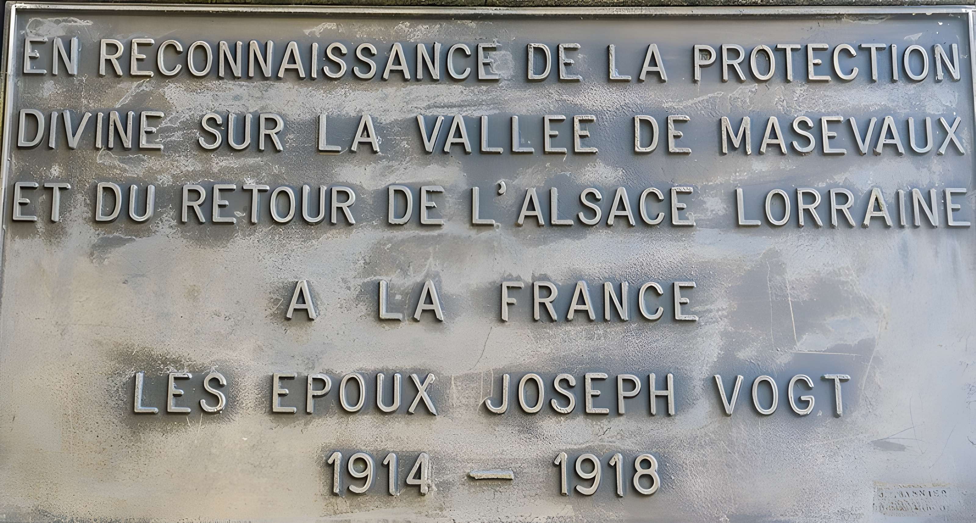 Statue monumentale de la Vierge à l'Enfant dite Vierge d'Alsace ou à l'Offrande