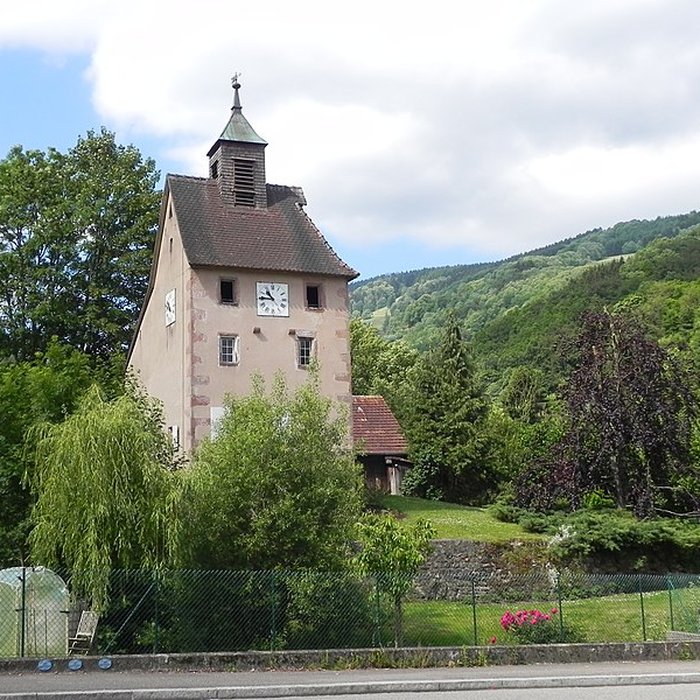 Photo de Tour des mineurs, à Echery, numéro 43, dite aussi Tour de lHorloge ou Prison des mineurs