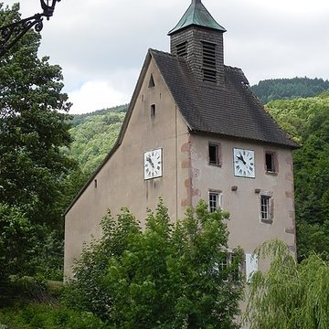Tour des mineurs, à Echery, numéro 43, dite aussi Tour de lHorloge ou Prison des mineurs