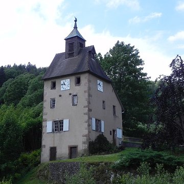Tour des mineurs, à Echery, numéro 43, dite aussi Tour de lHorloge ou Prison des mineurs