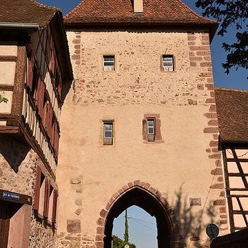 Vestiges de lenceinte fortifiée urbaine