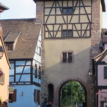 Vestiges de lenceinte fortifiée urbaine