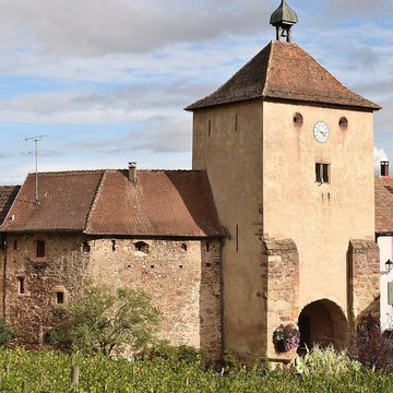 Vestiges de lenceinte fortifiée urbaine