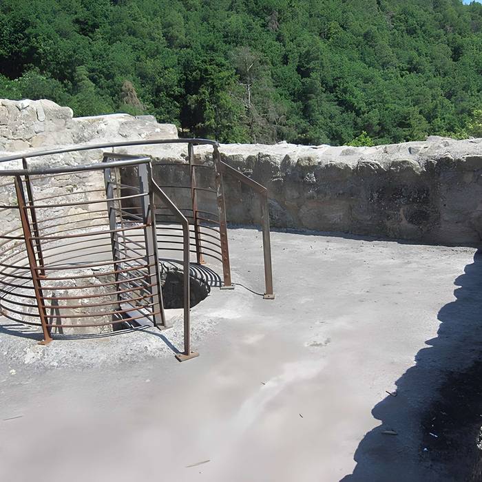 Photo de Ruinas del Castillo de La Hayneck
