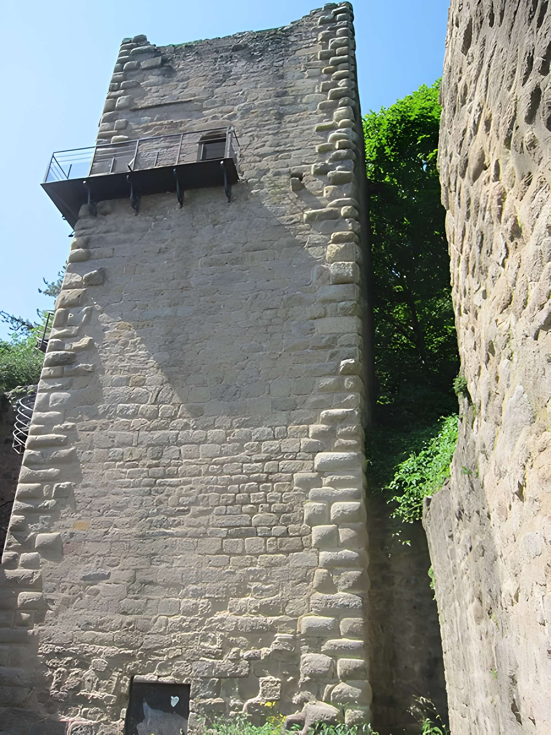 Ruines du château de Hagueneck