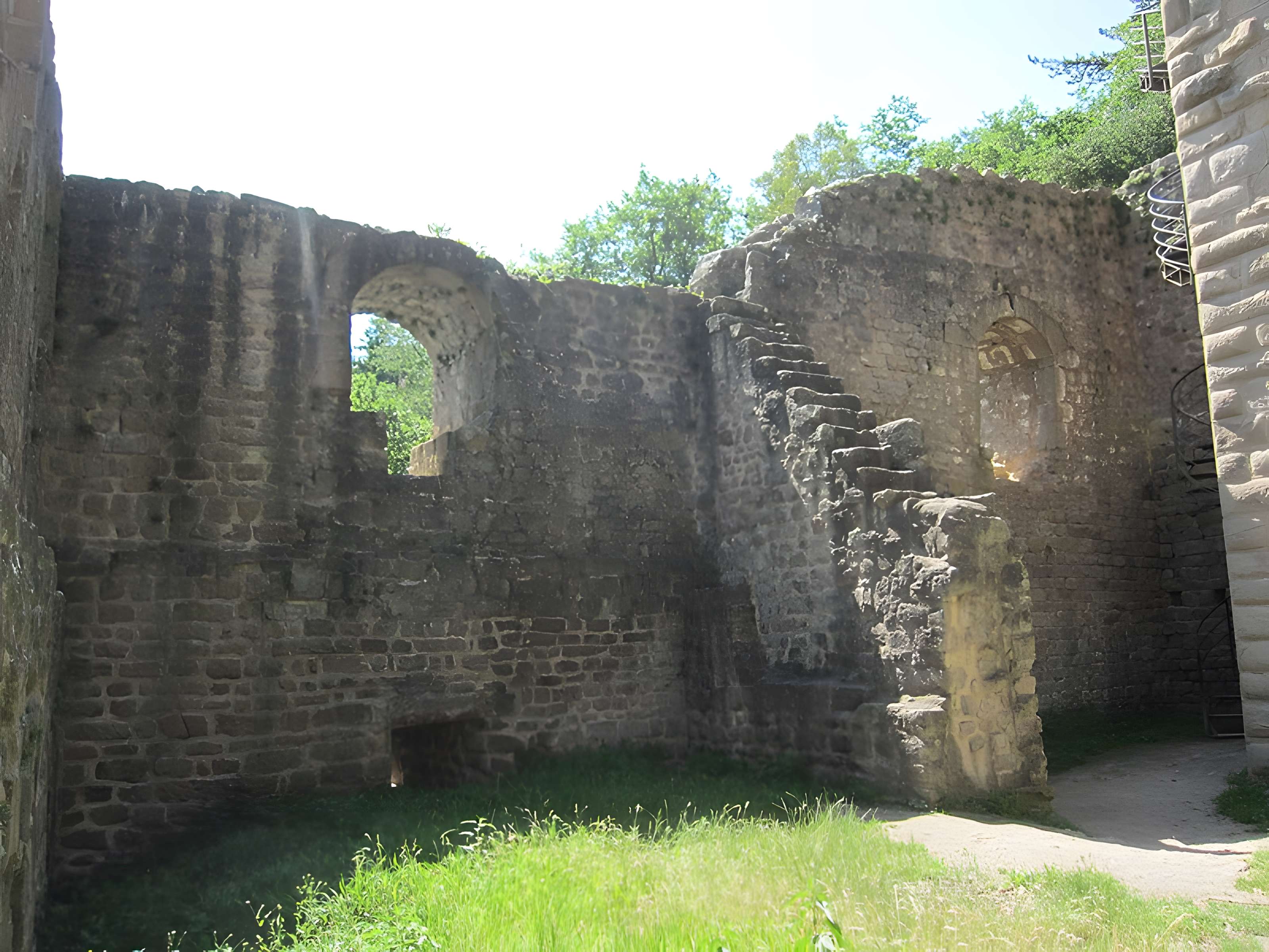 Ruines du château de Hagueneck
