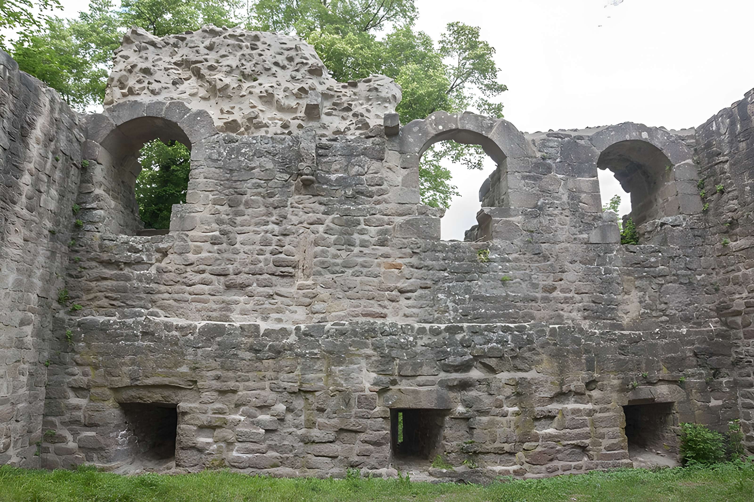 Ruines du château de Hagueneck