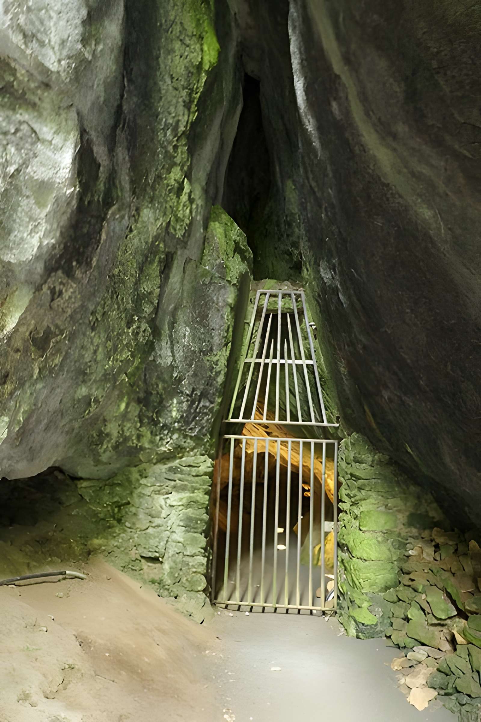 Grotte dite Cave à Margot à Thorigné-en-Charnie