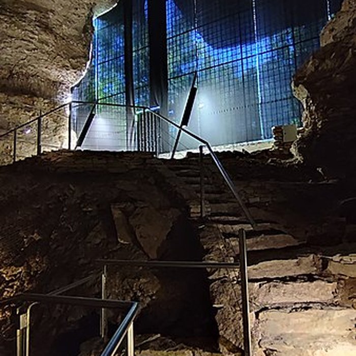 Photo de Gisement et grottes constituant labri dit du Placard