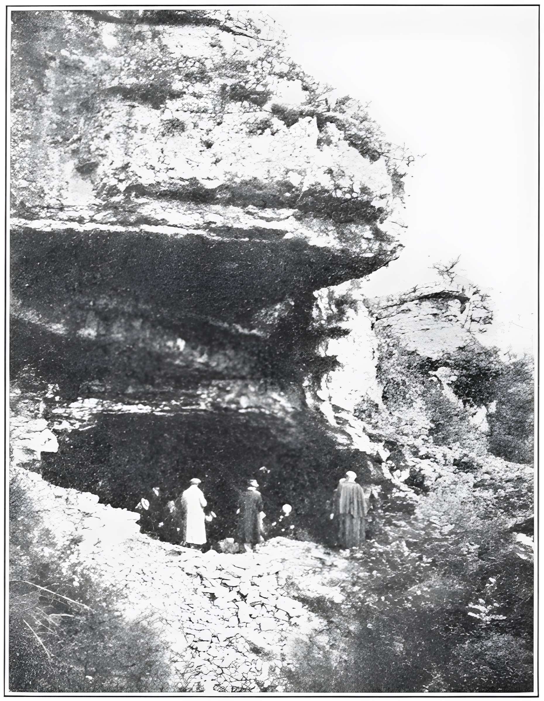 Gisement et grottes constituant l'abri dit du Placard
