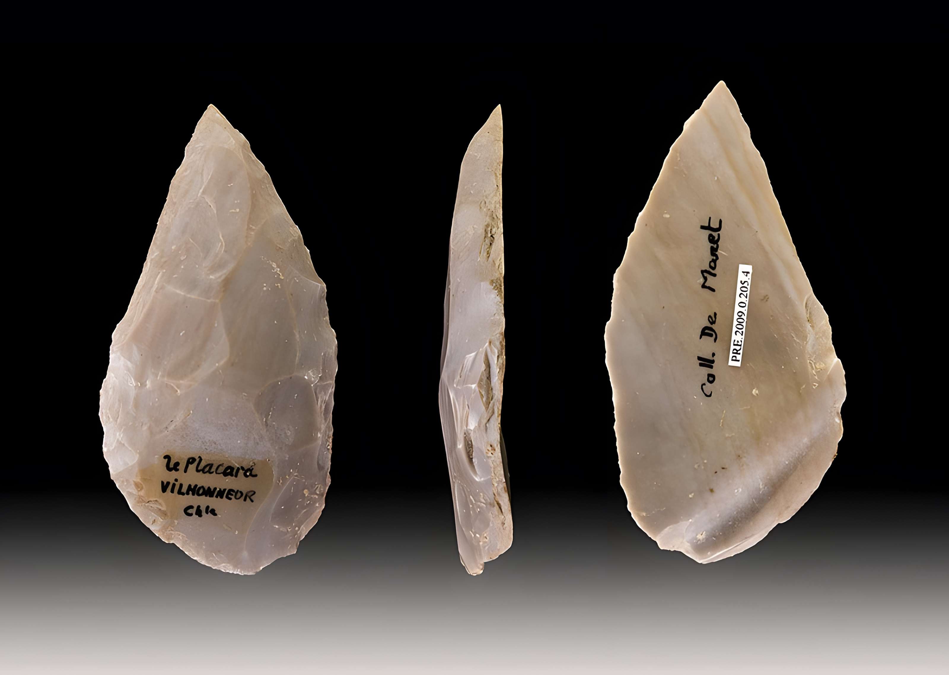 Gisement et grottes constituant l'abri dit du Placard