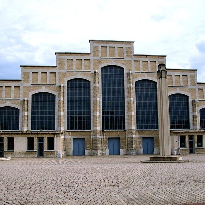 Photo de Ancien marché aux bestiaux des abattoirs de la Mouche, actuellement salle des fêtes et salle de concert dite halle Tony Garnier