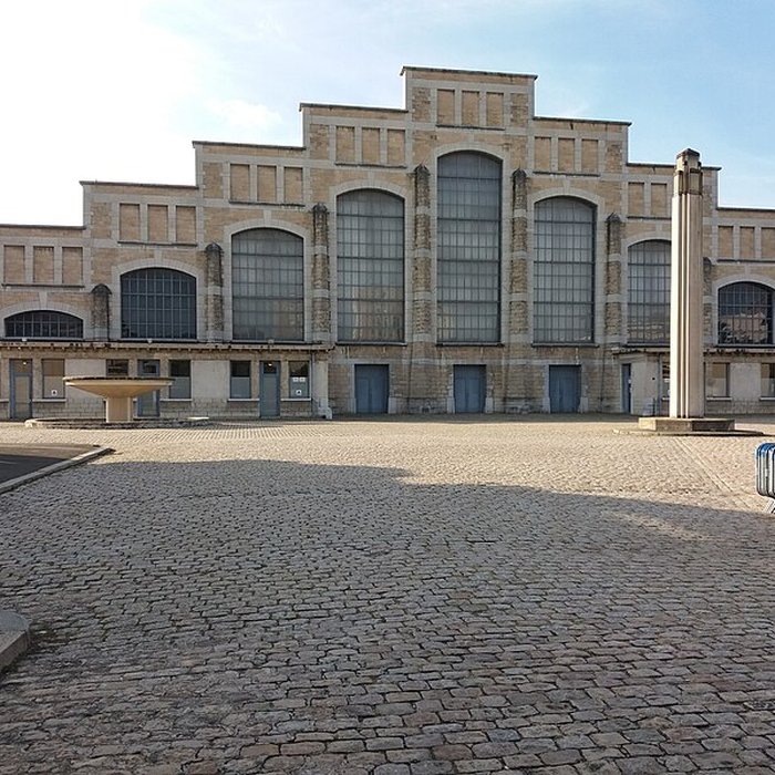 Photo de Ancien marché aux bestiaux des abattoirs de la Mouche, actuellement salle des fêtes et salle de concert dite halle Tony Garnier