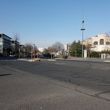 Ancien marché aux bestiaux des abattoirs de la Mouche, actuellement salle des fêtes et salle de concert dite halle Tony Garnier