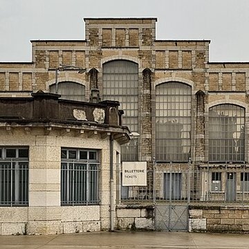 Ancien marché aux bestiaux des abattoirs de la Mouche, actuellement salle des fêtes et salle de concert dite halle Tony Garnier
