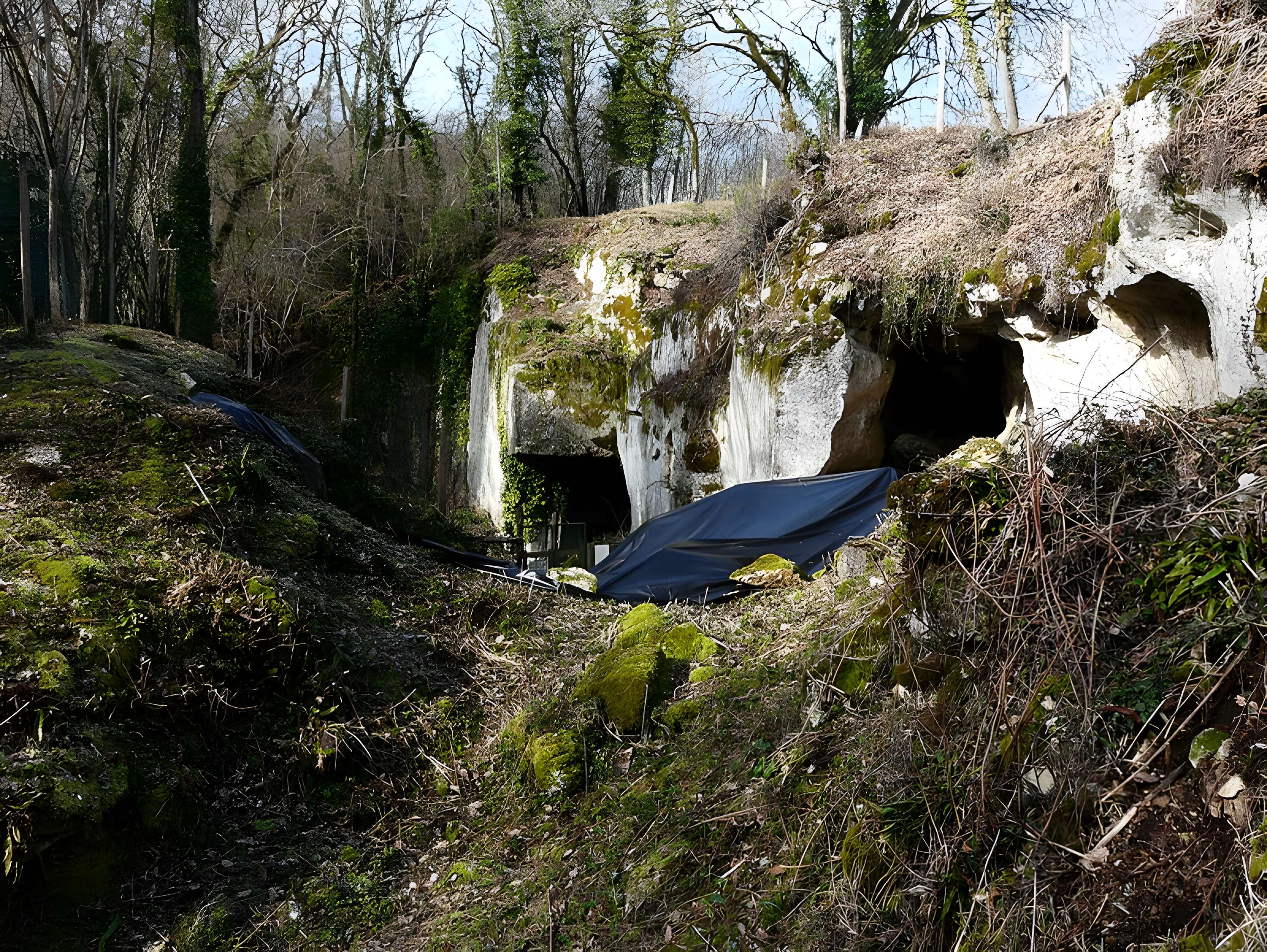 Grotte ornée de Jovelle à La Tour-Blanche
