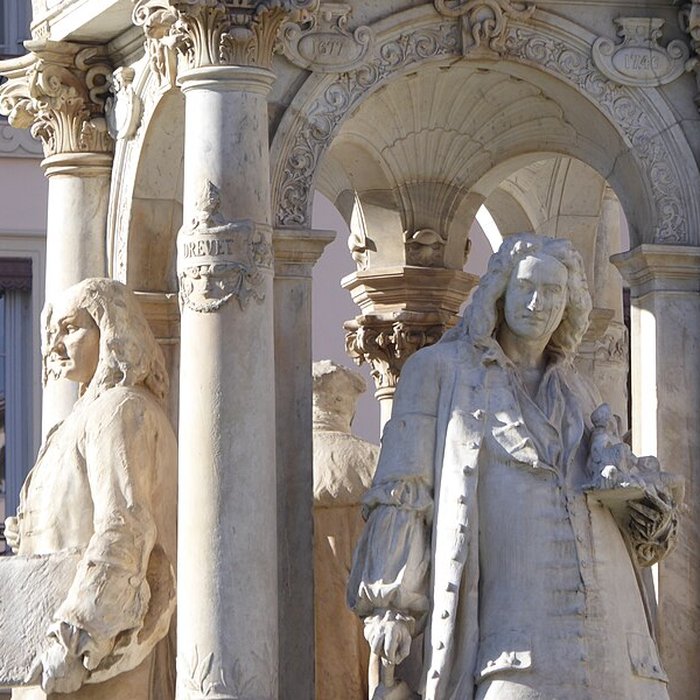 Photo de Fontaine des Jacobins