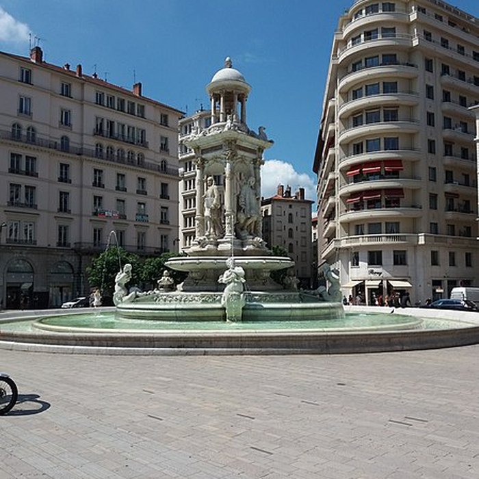 Photo de Fontaine des Jacobins