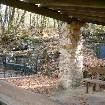 Grotte préhistorique du Cluzeau à Villars