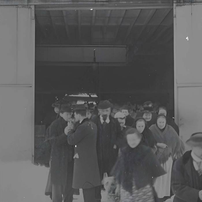 Photo de Erster Film Hangar