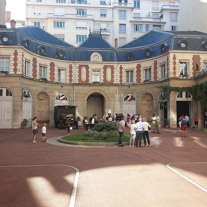 Photo de Hôtel dit du Gouverneur Militaire de Lyon, ancien hôtel particulier des barons Vitta