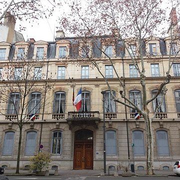 Hôtel dit du Gouverneur Militaire de Lyon, ancien hôtel particulier des barons Vitta