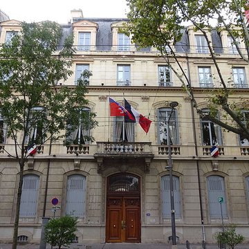Hôtel dit du Gouverneur Militaire de Lyon, ancien hôtel particulier des barons Vitta