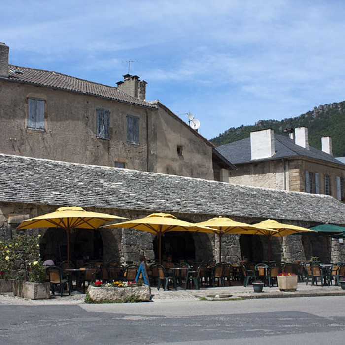 Photo de Halles de Nant
