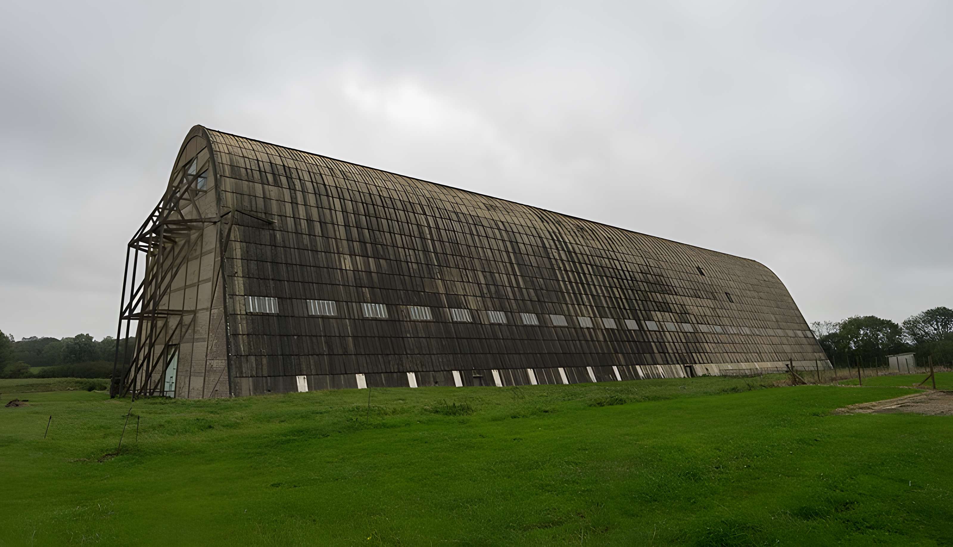 Hangar à dirigeables d'Écausseville